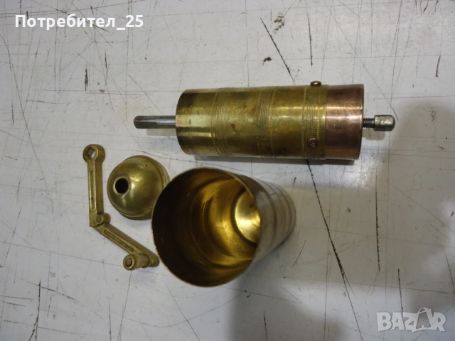  Ретро мелница за кафе, снимка 6 - Антикварни и старинни предмети - 53050846