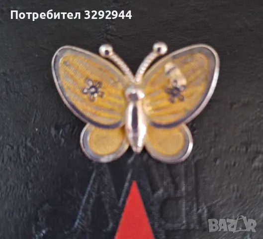 Брошки, снимка 7 - Колиета, медальони, синджири - 48087857