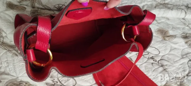 Червена чанта от естествена кожа , снимка 7 - Чанти - 48652174