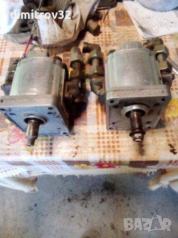Хидравлични помпи , снимка 4 - Резервни части за машини - 43536882
