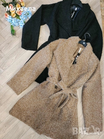 Дамско палто - черно и сиво - 65 лв.