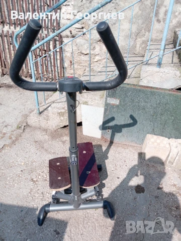 Степер, снимка 3 - Фитнес уреди - 50911224