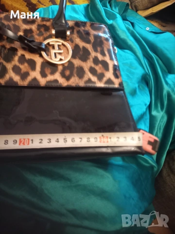 Дамска лачена чанта, снимка 3 - Чанти - 53393948