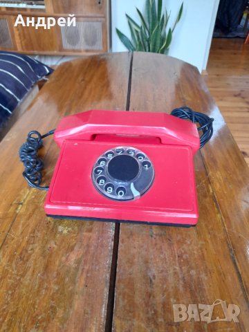 Стар телефон #11, снимка 1 - Антикварни и старинни предмети - 43091973