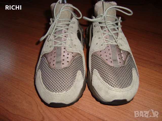 Nike Air Huarache Premium маратонки, снимка 3 - Маратонки - 33664623