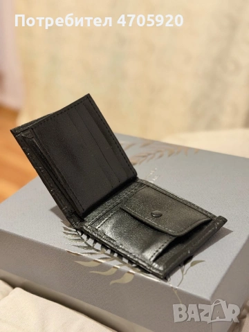 Портфейл Calvin Klein, снимка 5 - Портфейли, портмонета - 53238136