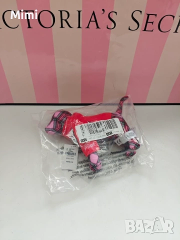 Victoria's Secret подаръчни комплекти, лосиони с блясък, спрейове, снимка 12 - Комплекти и лотове - 43314628