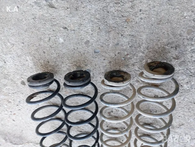 Задни пружини VW Golf 4, снимка 3 - Части - 49404500