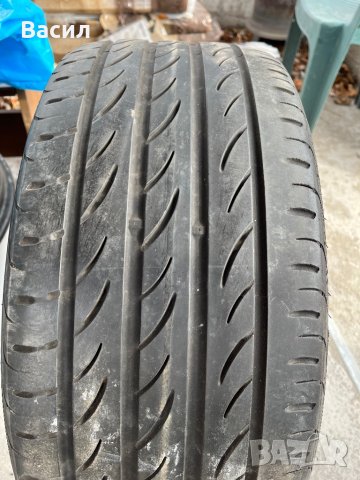 1бр. Pirelli Pzero Nero Gt 235/35/19 4.5мм, снимка 1 - Гуми и джанти - 43972589