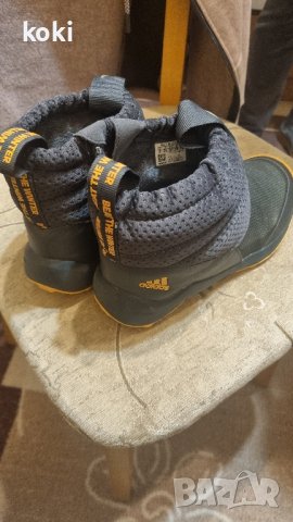 Ботуши Адидас /като нови, снимка 3 - Детски боти и ботуши - 43147193