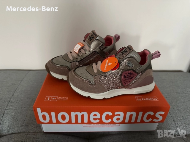 Детски обувки за момиче Biomecanics 30 номер стелка 19,5 см , снимка 7 - Детски маратонки - 52314291