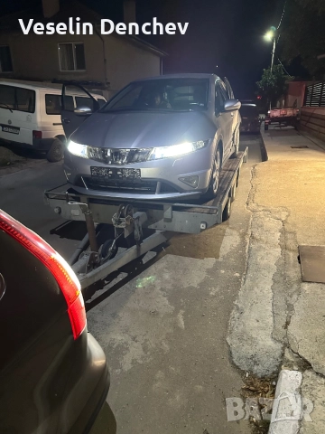 Honda Civic 1.8 v-tec на части.!, снимка 8 - Автомобили и джипове - 52106739