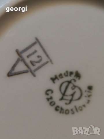 Две порцеланови плата и съд за масло , снимка 8 - Аксесоари за кухня - 38582498