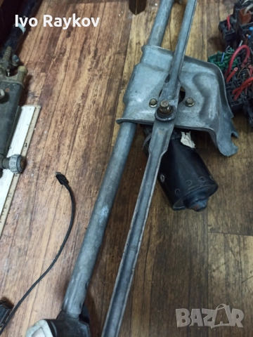 Механизъм , предни чистачки за Volkswagen Golf, III 1993.07 - 1999.04 , 1h1955215