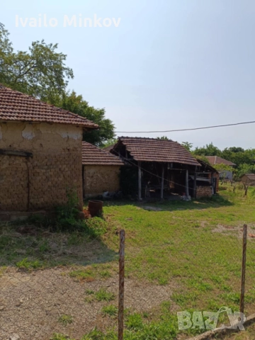 Къща под наем с двор, градина и постройки – с. Ковачица, 750 лв., снимка 4 - Къщи - 52019672
