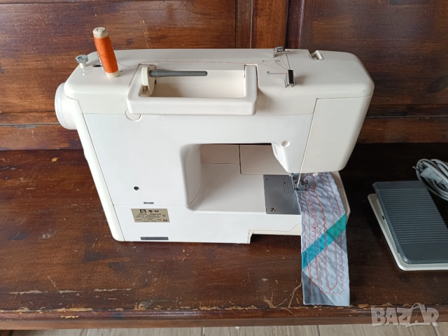 Шевна машина Privileg Deluxe, снимка 4 - Шевни машини - 52571505