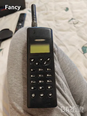 Мобифон Benefon Delta