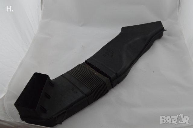 Въздуховод за Audi A4 Avant B7 3.0 TDI 8E0 129 617 D , 8E0 129 618 G, , снимка 2 - Части - 32439485