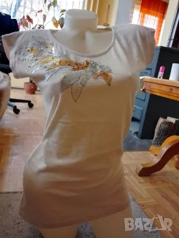 Блуза с къс ръкав с голямо цвете с пайети, снимка 2 - Тениски - 49163897