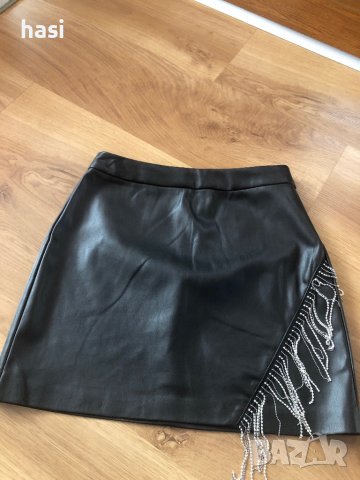 Кожена черна пола Calliope