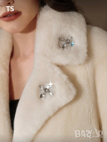 Бяло Пухкаво Палто, снимка 3 - Палта, манта - 53327932