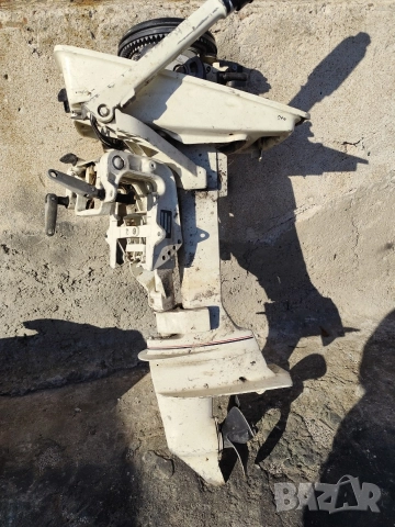 Извънбордов двигател Johnson 4 к.с., снимка 3 - Воден транспорт - 52809499