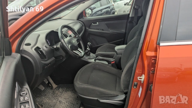 KIA Sportage 2.0 crdi 4x4, снимка 7 - Автомобили и джипове - 53358258