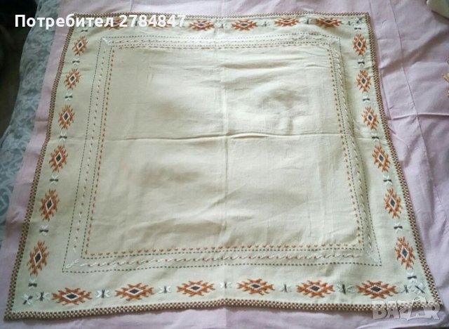 Каре ръчна бродерия, снимка 2 - Декорация за дома - 39513969