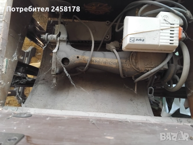 Крачна шевна машина 