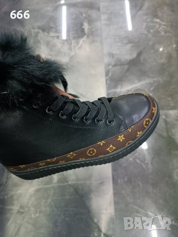 Обувки, снимка 2 - Дамски ежедневни обувки - 43064013