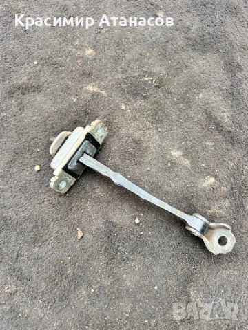 Ограничител врата заден ляв за Шевролет каптива. 2006-2011