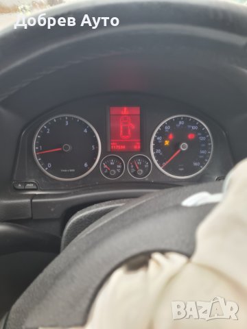   **САМО НА ЧАСТИ** VW Tiguan 2.0TDI, Ръчни скорости, снимка 8 - Автомобили и джипове - 43294928