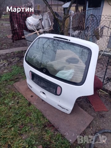 Заден капак Задна пета врата ( багажник ) за Рено Меган Сценик, снимка 4 - Части - 30580104