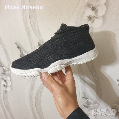Оригинални маратонки Jordan Future Black - номер 42 ,5, снимка 2 - Маратонки - 42977684