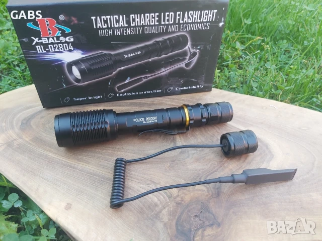 Мощен акумулаторен LED фенер за оръжие,дистанционен спусък