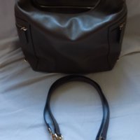 Нова дамска чанта от естествена кожа, снимка 1 - Чанти - 43042498