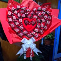 ЗАПОВЯДАЙТЕ‼️ Ръчно изработен, шоколадов букет сърце"MY LOVE"🍫💖, снимка 2 - Подаръци за жени - 43945896