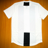 Оригинална тениска adidas Juventus , снимка 2 - Футбол - 36478051