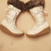 White CANDIE'S GIRL Mischa Wedge Heel Boots, снимка 1 - Детски боти и ботуши - 35137706