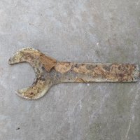 №70 гаечен ключ от старият материал, снимка 2 - Ключове - 23591181