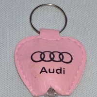 Дамски ключодържател AUDI сърце кожа много красив стилен дизайн 42376, снимка 3 - Други - 43622654