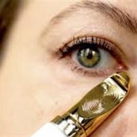 Guerlain Abeille Royale Gold Eyetech Eye Sculpt Serum, 15 ml, снимка 4 - Козметика за лице - 26995992