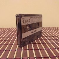 SHARP APLD демонстрационна касета, снимка 3 - Аудио касети - 27558918