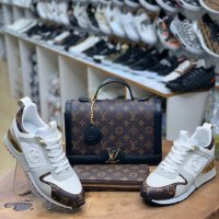Дамски комплект спортни обувки портфейл и чанта Louis Vuitton код 24, снимка 1 - Дамски ежедневни обувки - 27983763