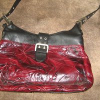 дамска чанта от естествена кожа-червено и черно, снимка 1 - Чанти - 36685388
