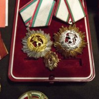 Ордени и медали от соца, снимка 2 - Нумизматика и бонистика - 43958526