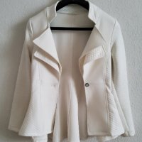 Вталено бяло сако, снимка 1 - Сака - 37801794