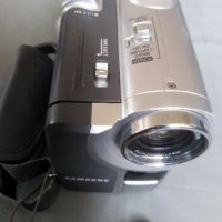 Видеокамера Samsung, снимка 2 - Samsung - 44112129