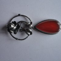 Уникален сребърен медальон висулка с кехлибар , снимка 5 - Колиета, медальони, синджири - 39950657