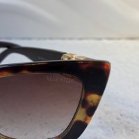 Valentino дамски слънчеви очила котешко око с лого 1:1, снимка 7 - Слънчеви и диоптрични очила - 35495445